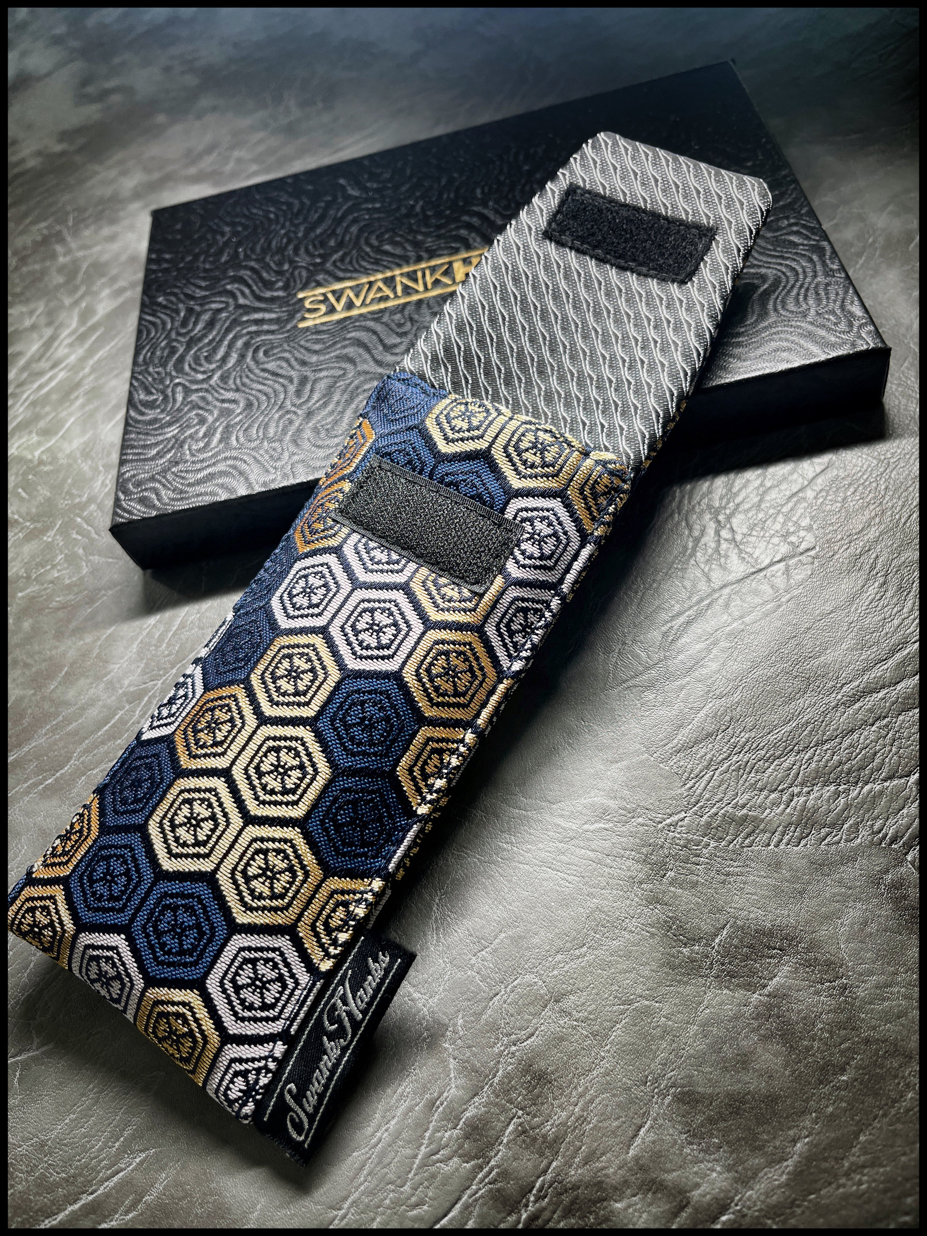 Oriental Hex Single Slot Pouch