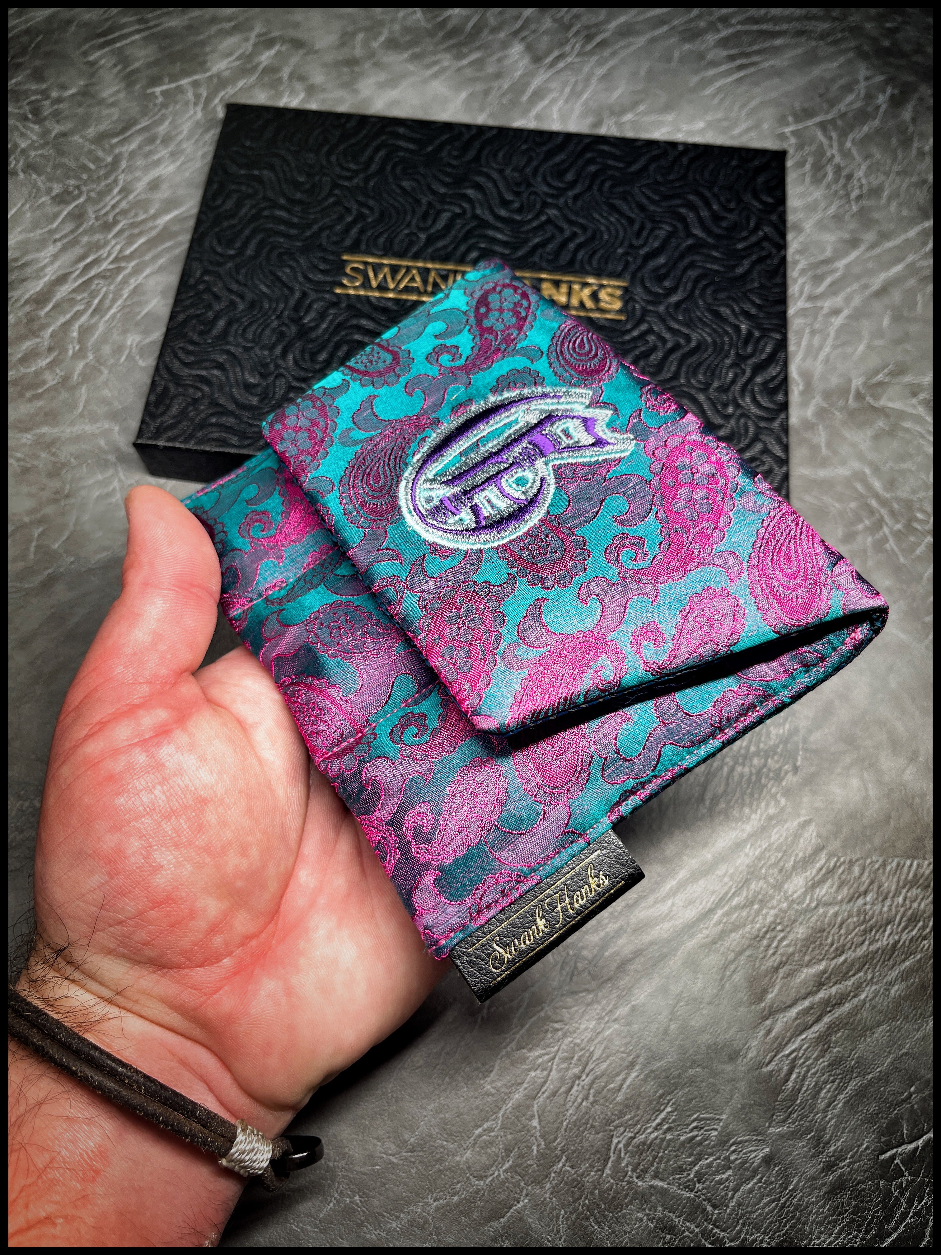 1-OFF Griffin Mulberry Silk Paisley Mini Triple-Slot Pouch