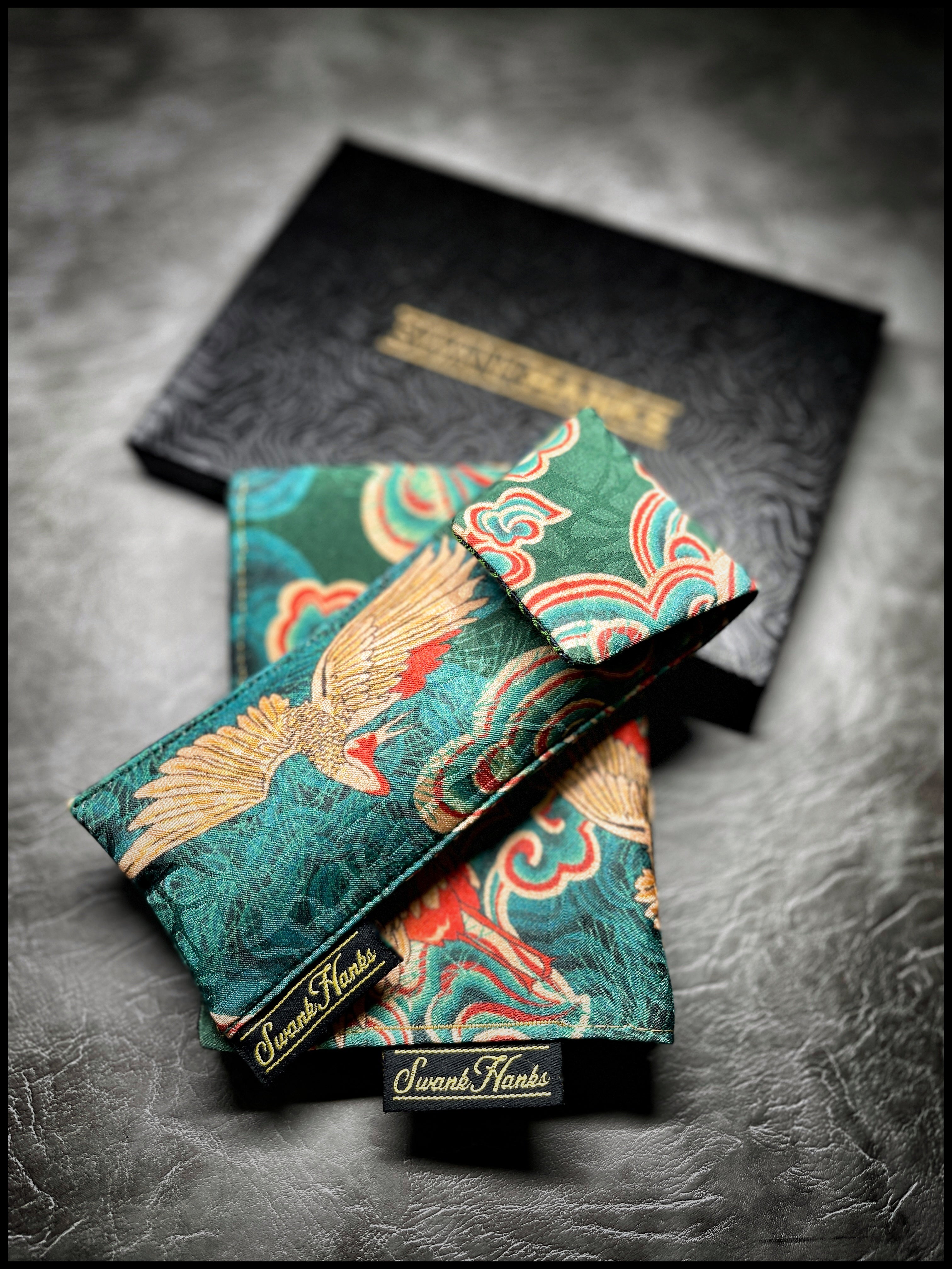 Green Crane Silk/Green Sayagata Silk Single Pouch