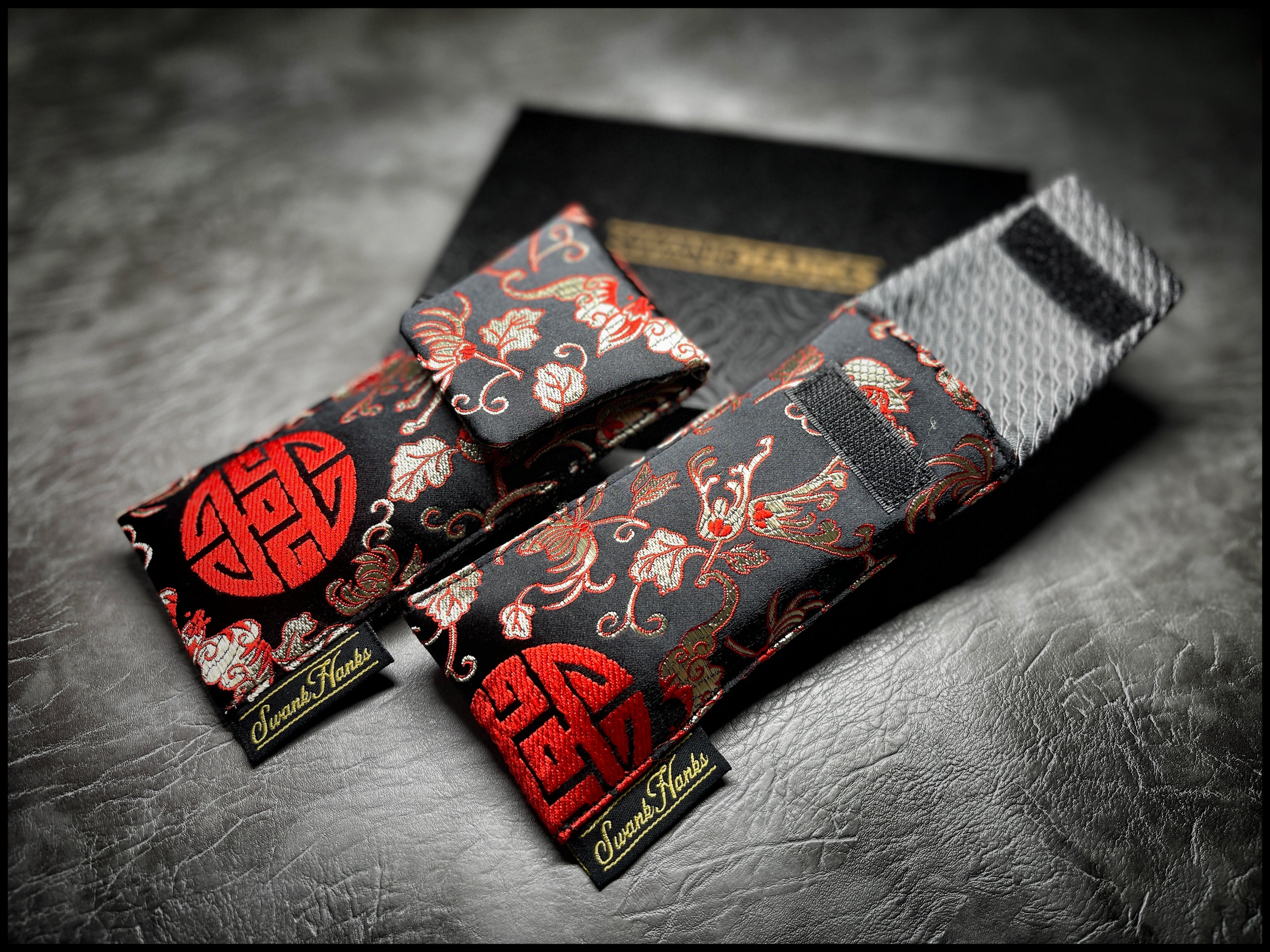 Oriental Silk V3/Gunmetal Satin Silk Single Pouch