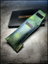 Green/Blue SayagatacColor Shifting Mulberry Silk Single Pouch