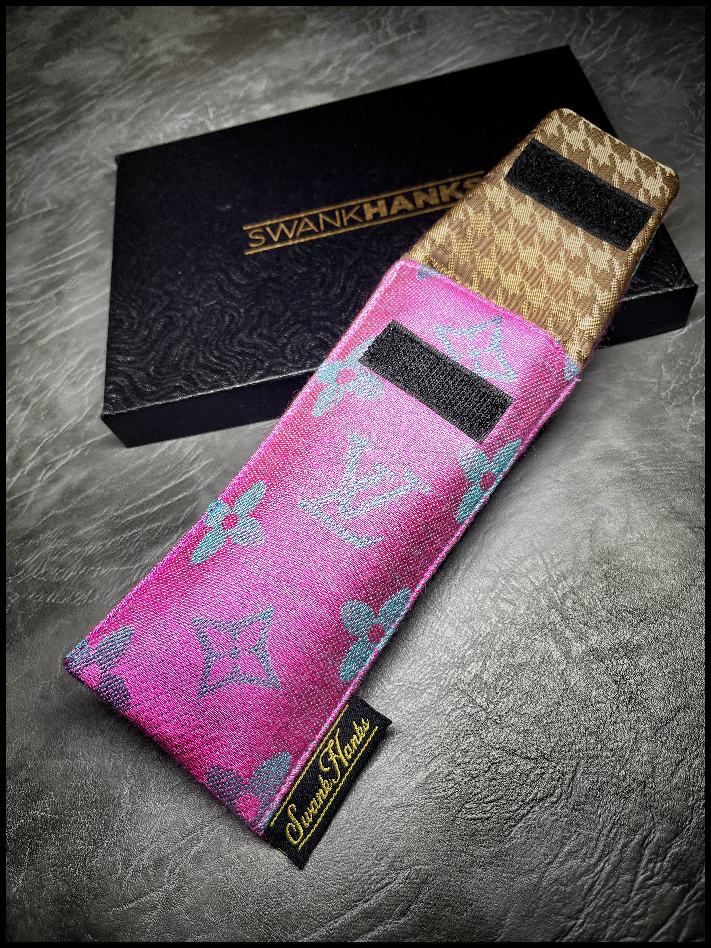 Pink/Blue LV /Gold Houndstooth Single Pouch