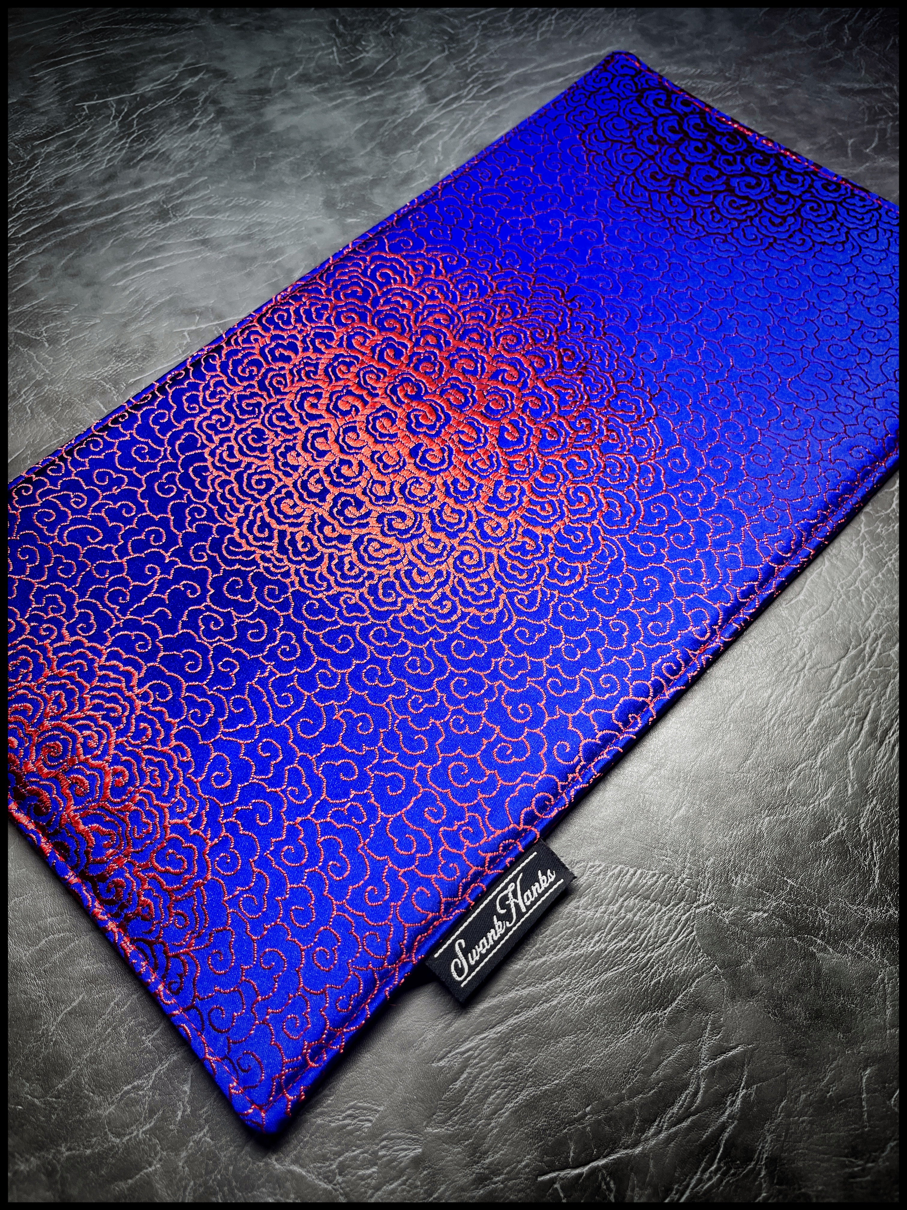 Blue/Red Cloud Silk Display Mat