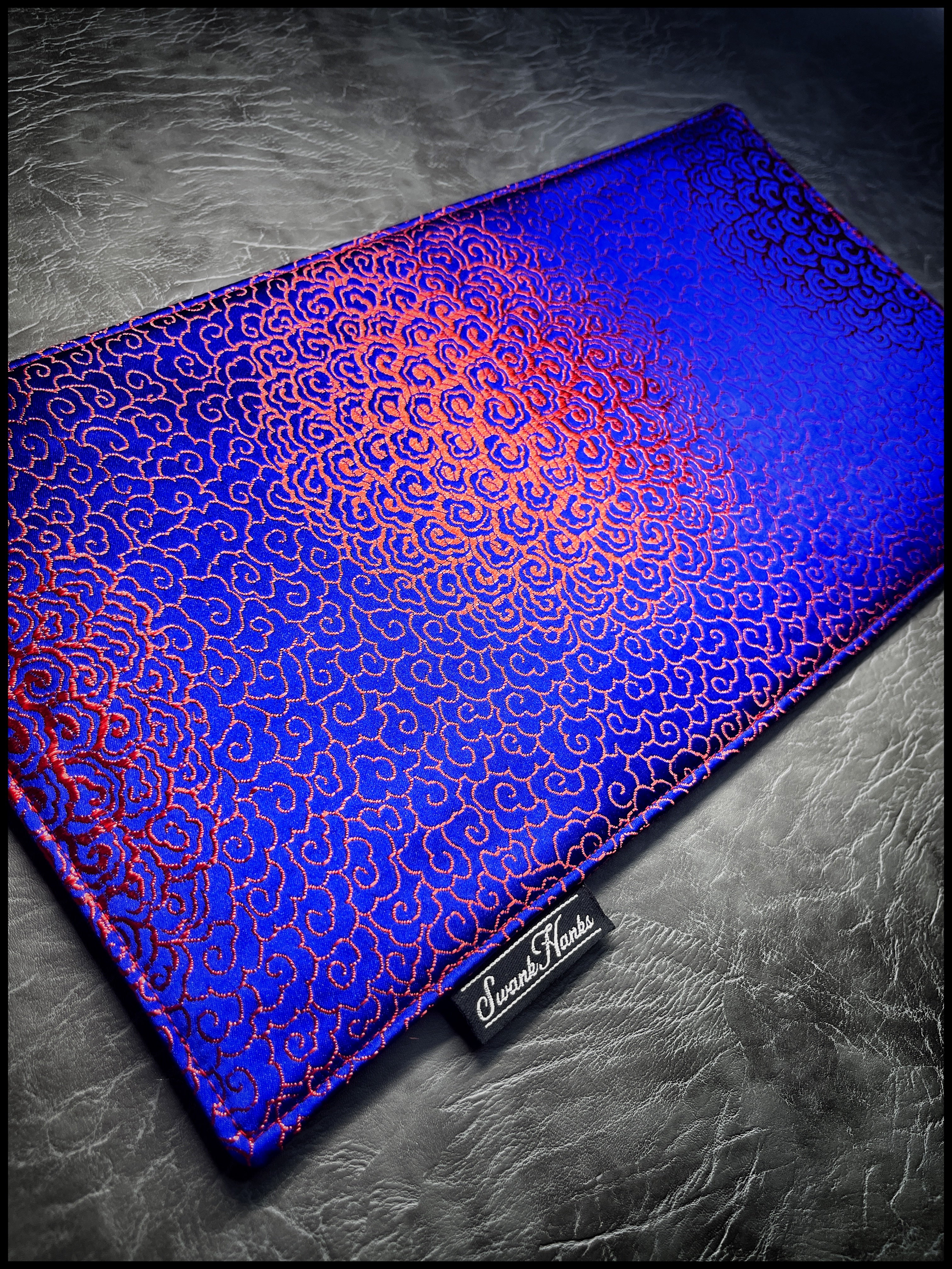 Blue/Red Cloud Silk Display Mat