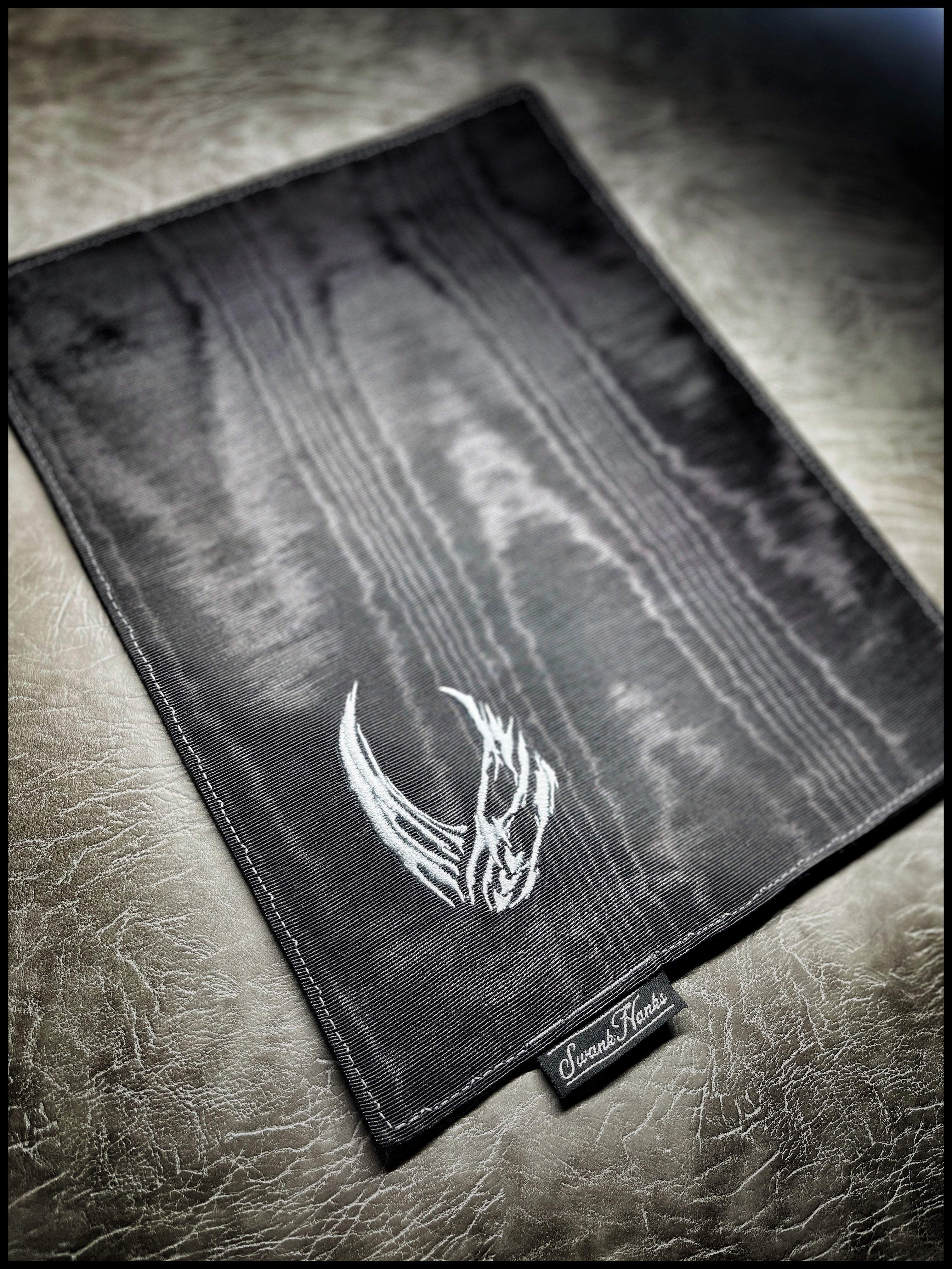 Mando MudHorn Moray Silk Hank (1-OFF)