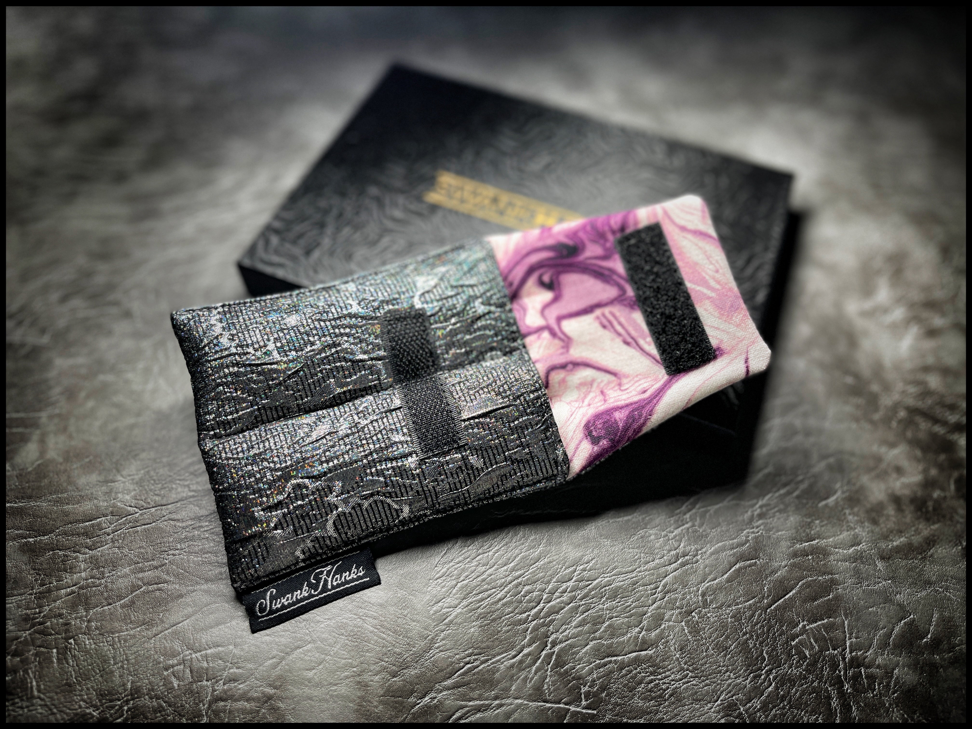 Molten V4 Mini Double Slot Pouch