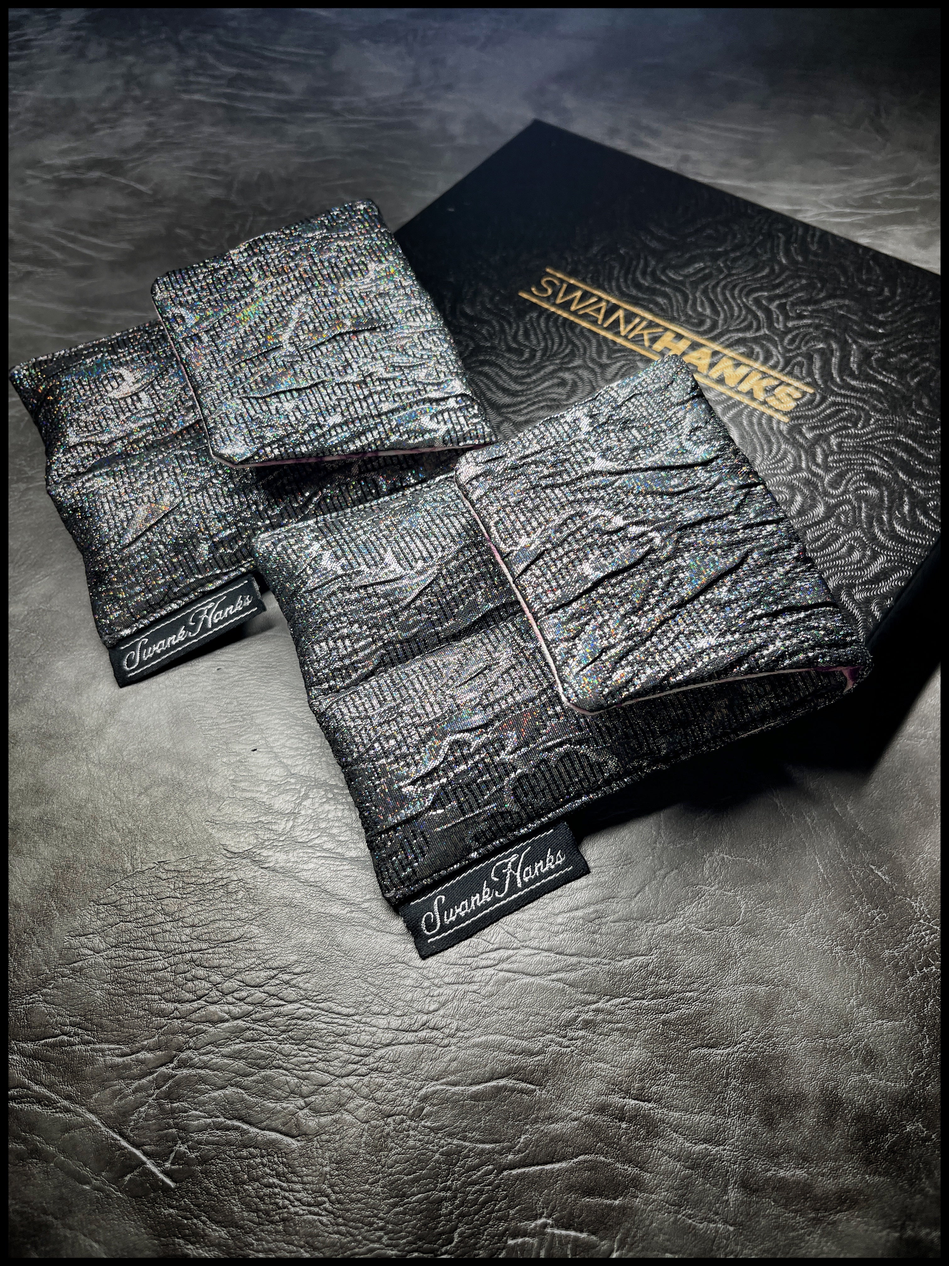 Molten V4 Mini Double Slot Pouch