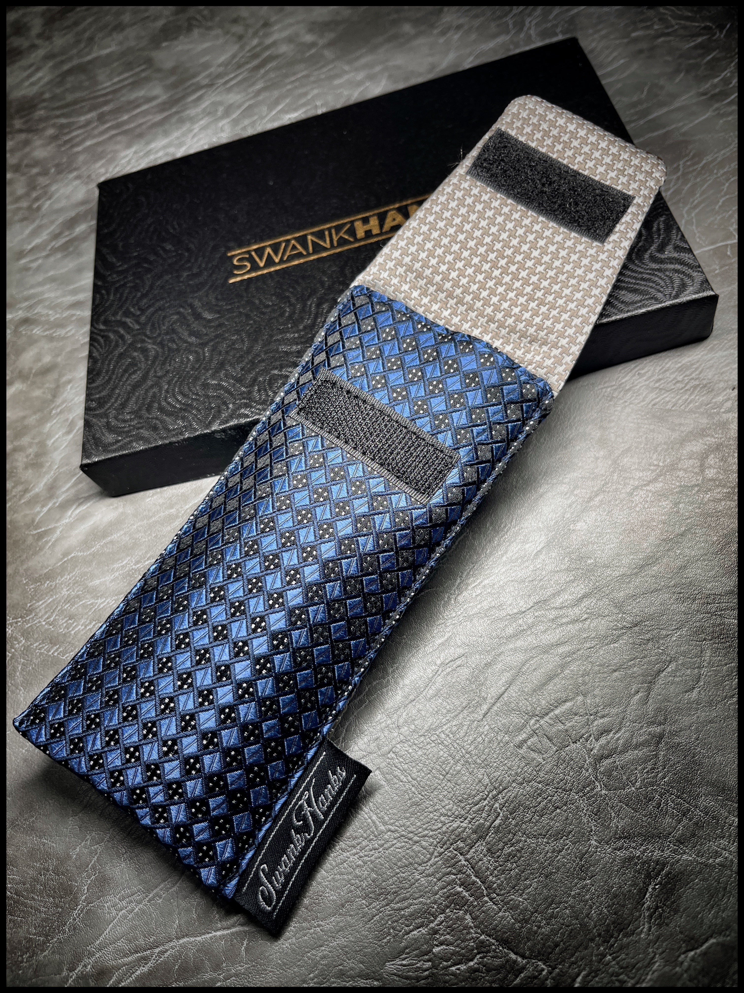 Navy Diamond Silk V2/ Khaki Silk Single Pouch