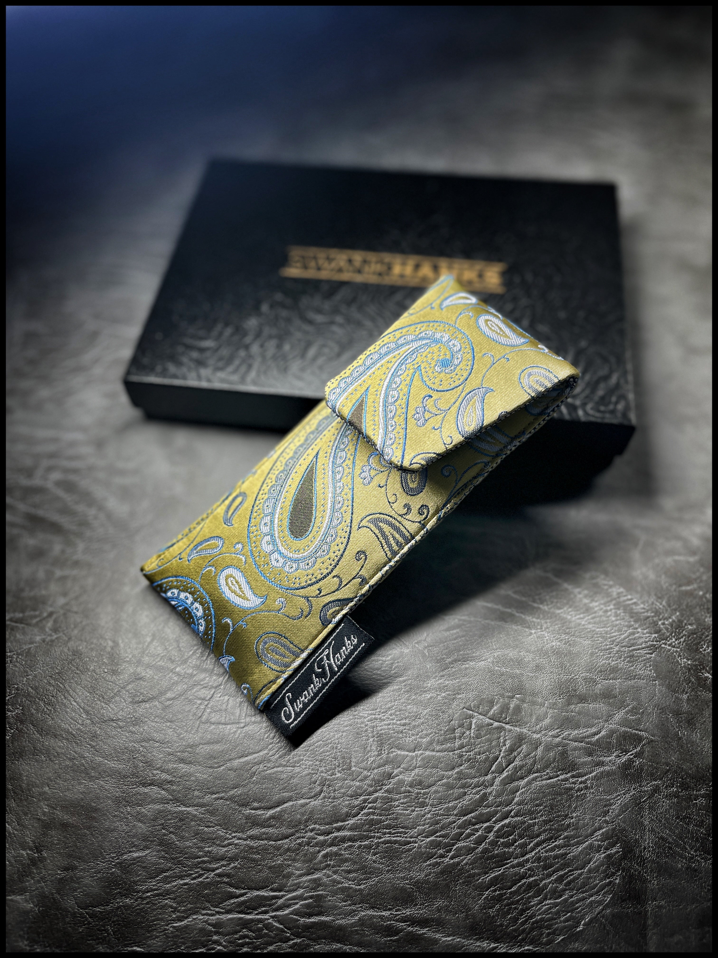 Royal Gold Silk Jacquard Paisley Single Pouch