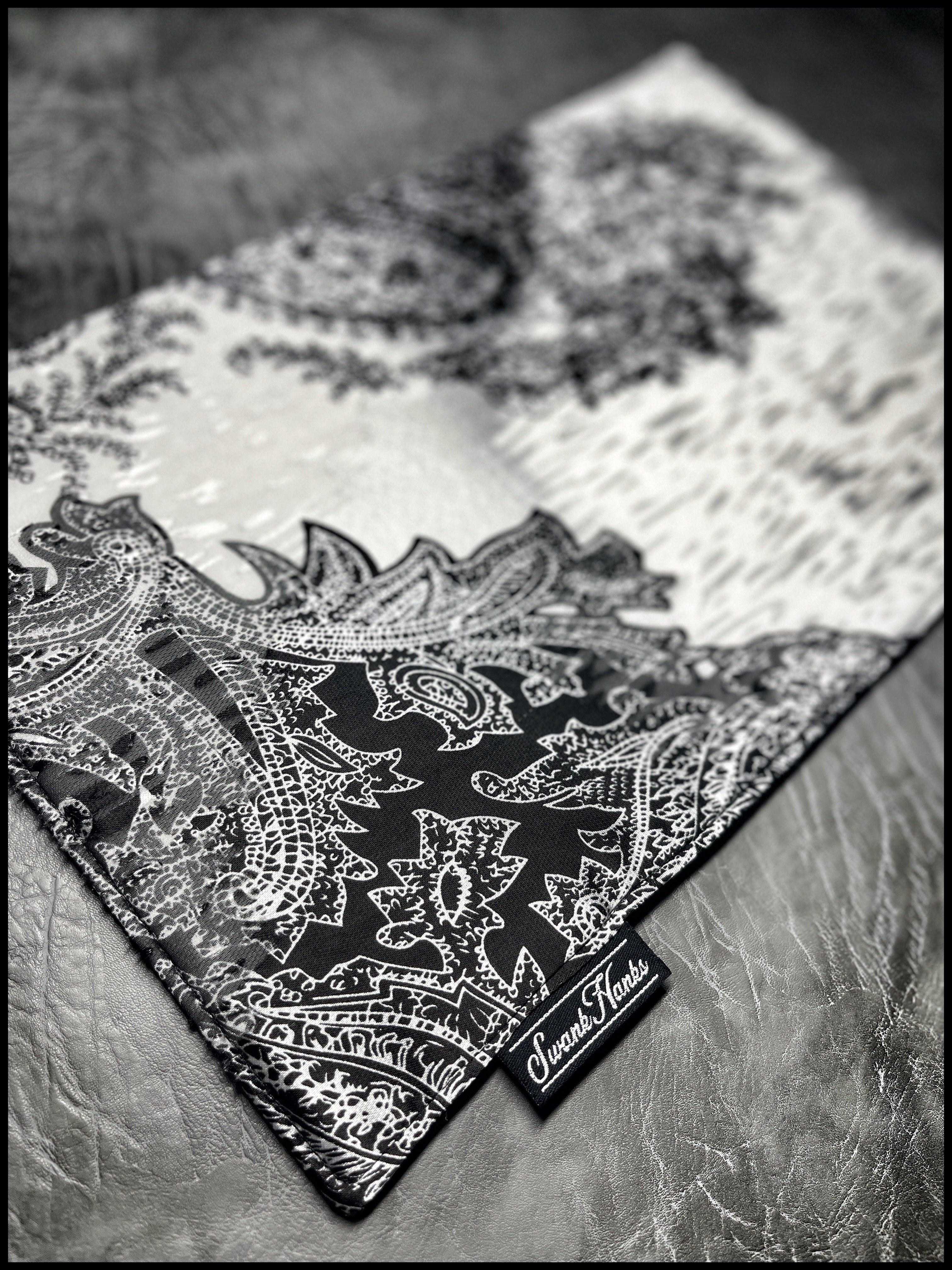 Satin Swank Paisley Mat