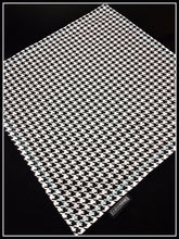 B&W Houndstooth