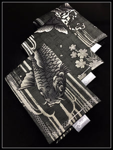 Classic Black Koi w/ microfiber
