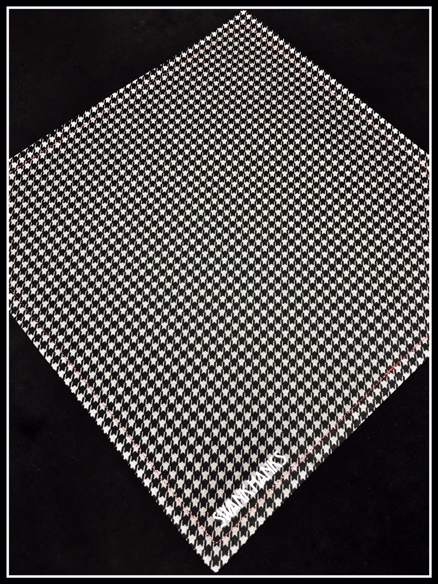 Lightweight Houndstooth