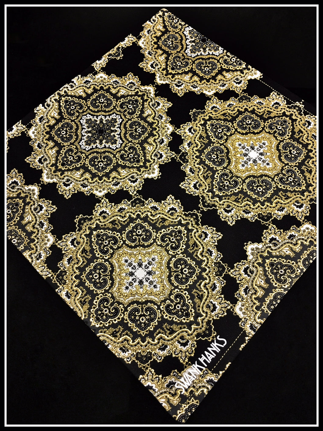 Japanese Gold Paisley