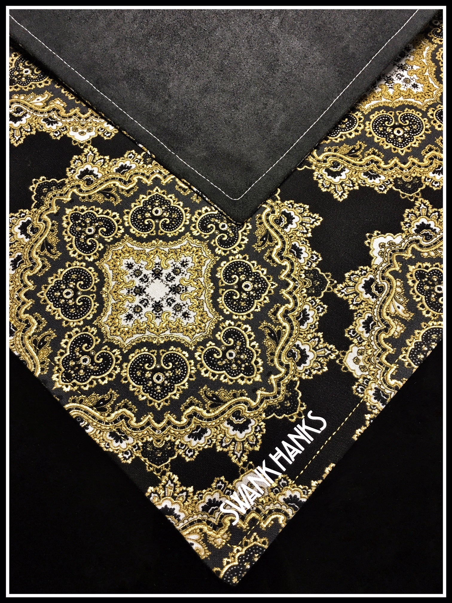 Japanese Gold Paisley