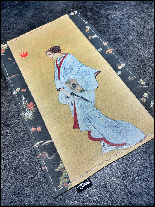 • LEIA GEISHA •