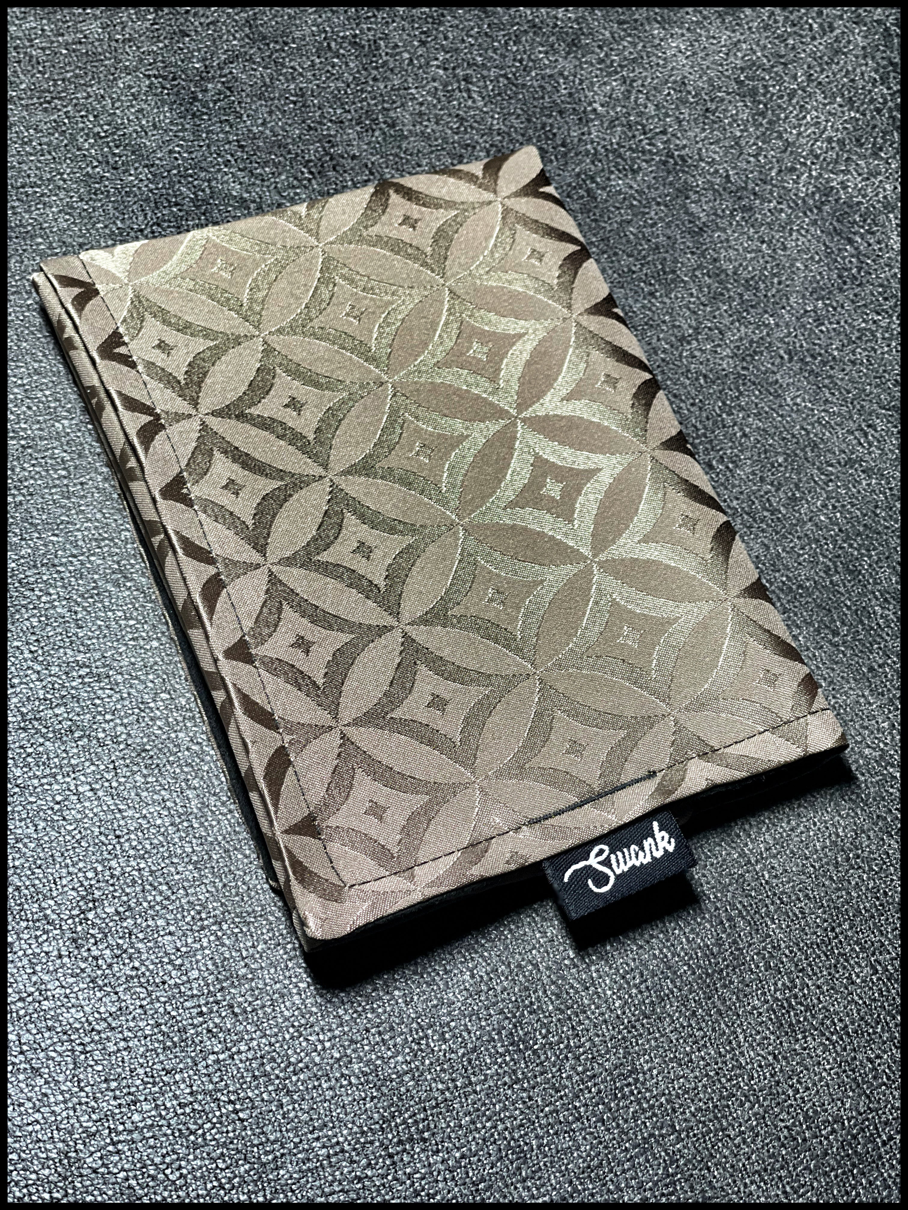 Satin Diamond Silk (Gold)