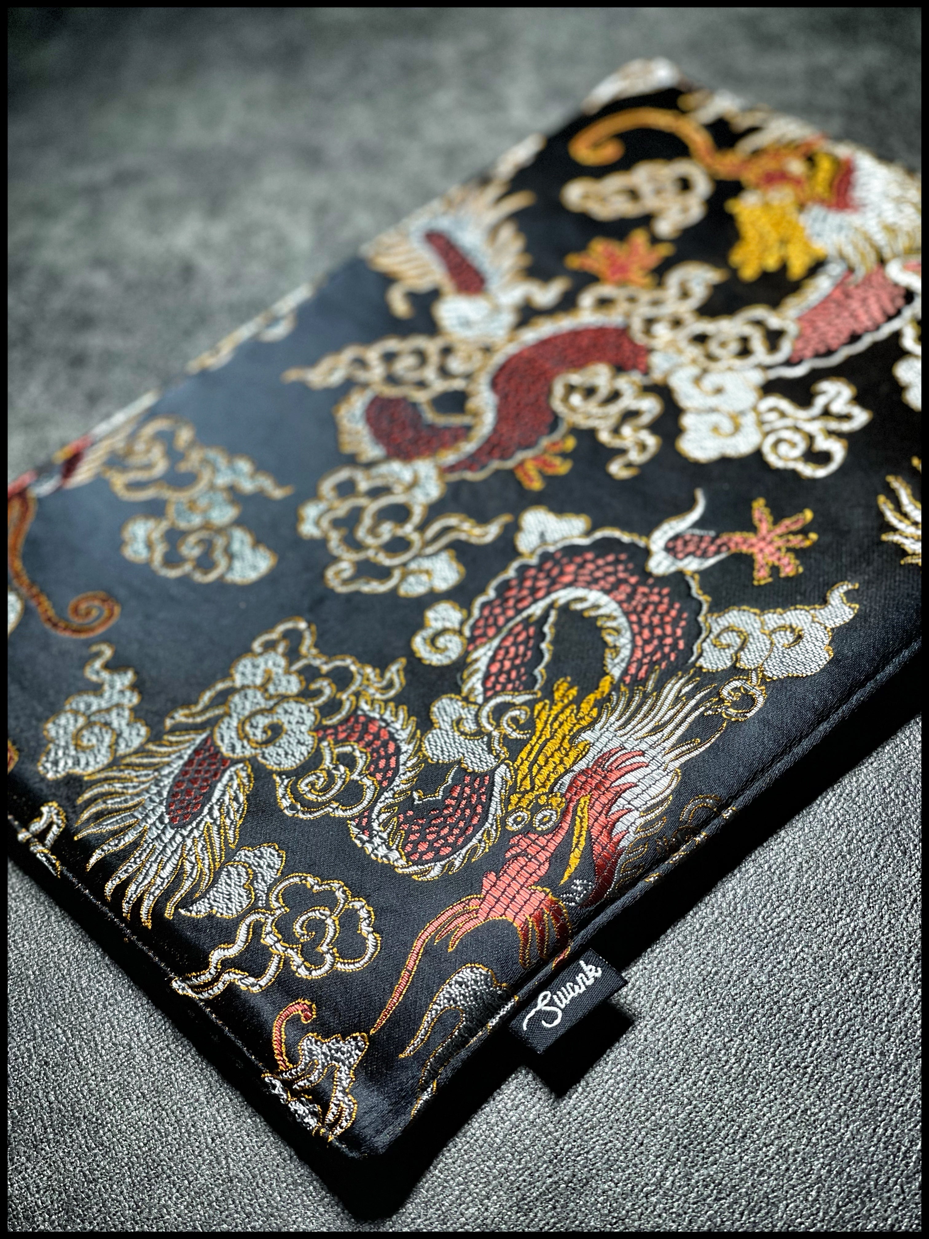 Quilong Dragon EDC mat