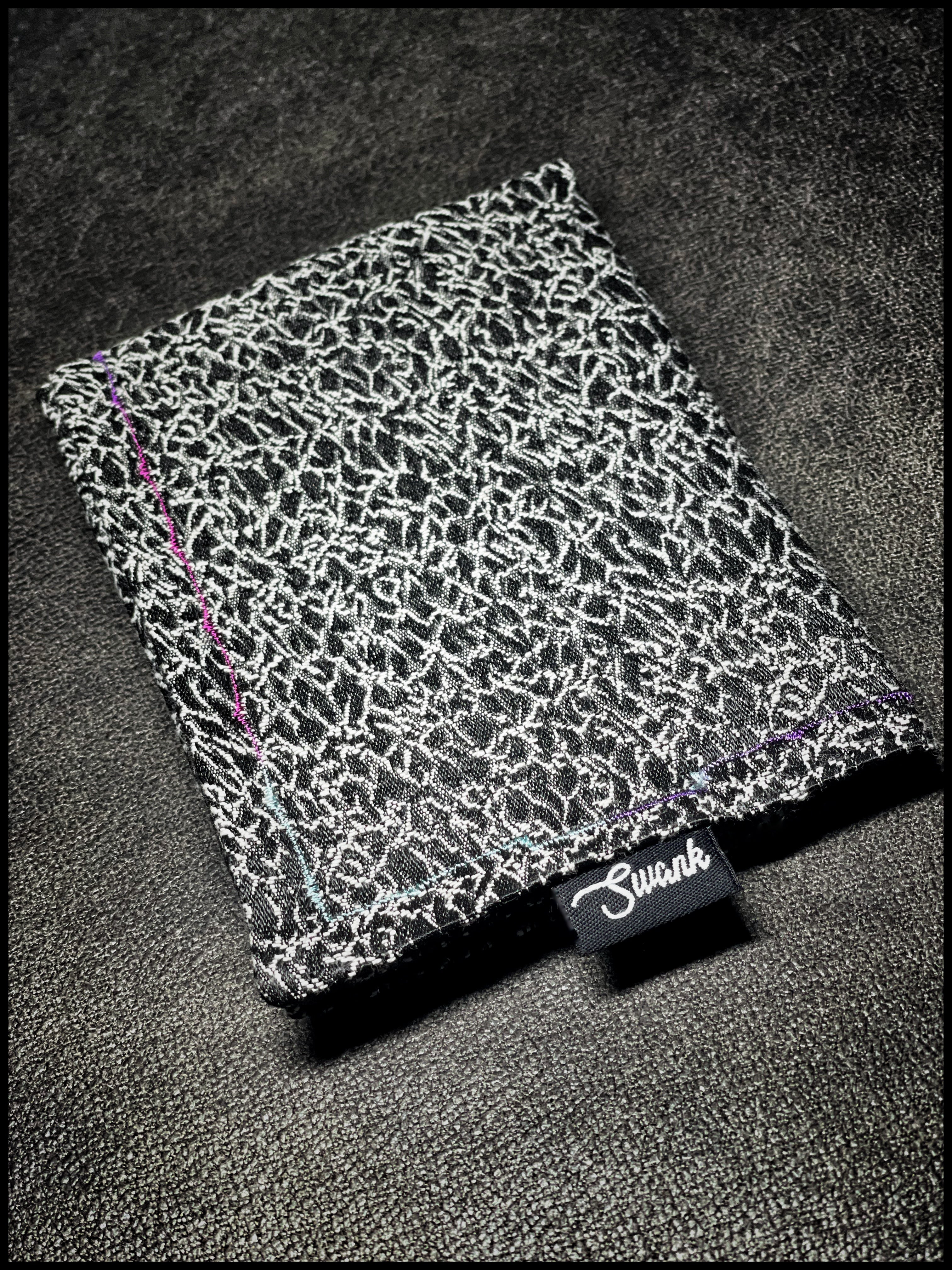 Lightning Strike Silk (2 variations)