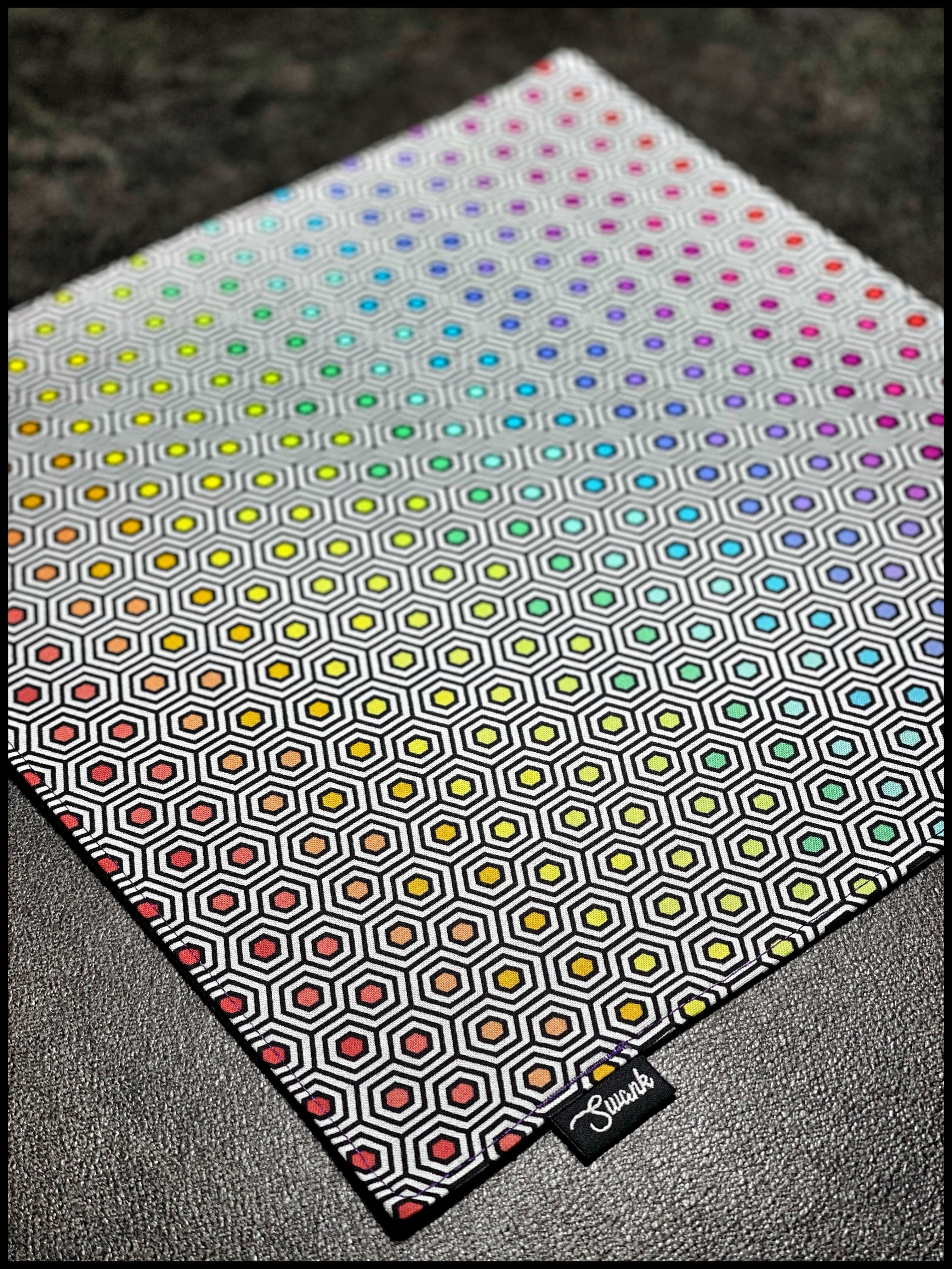 Honeycomb Spectrum (white)