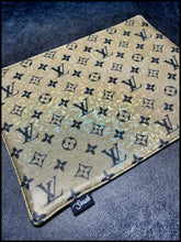 LV Holo EDC Mat